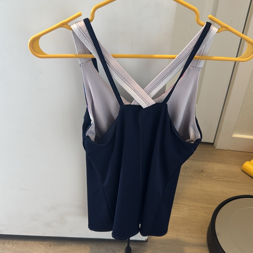 Lucky and loved three-piece tennis outfit - Picture 5 of 9